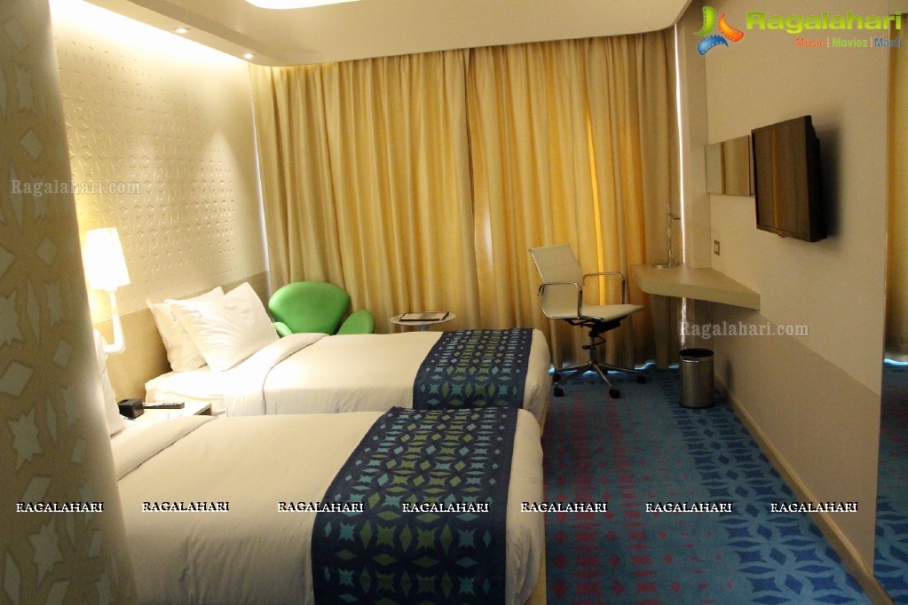 Holiday-lnn Express & Suites Launch, Hyderabad