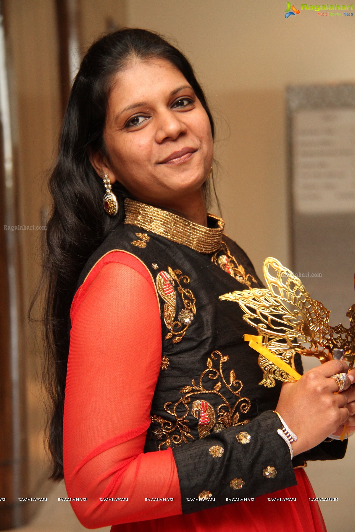 Jiyo Jindagi Gown Party