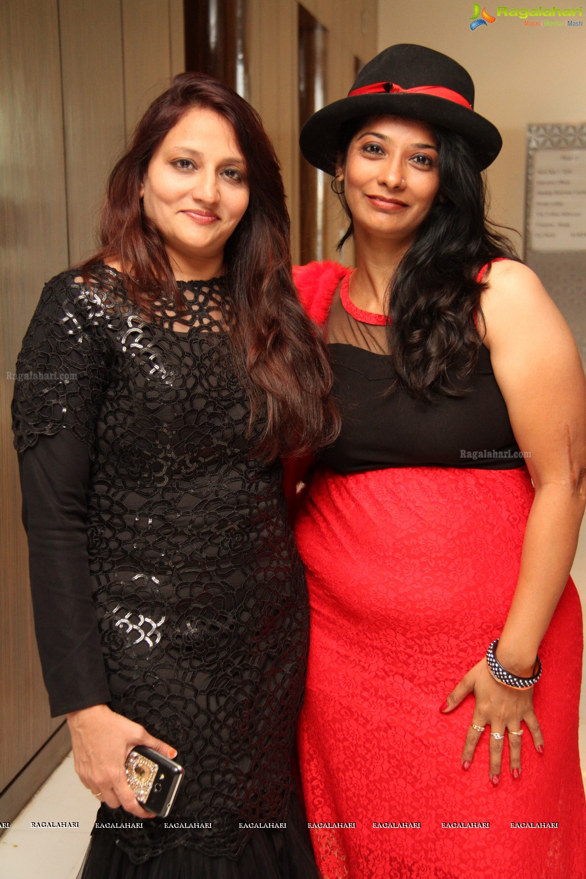 Jiyo Jindagi Gown Party