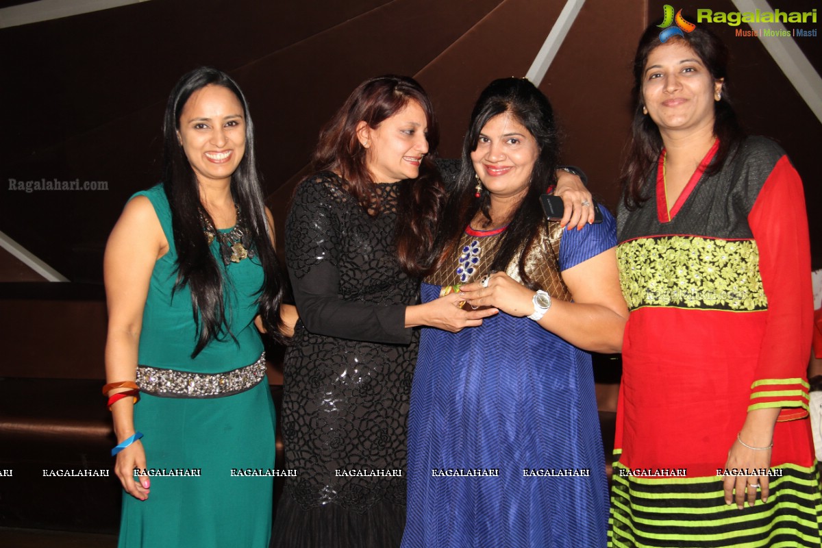 Jiyo Jindagi Gown Party