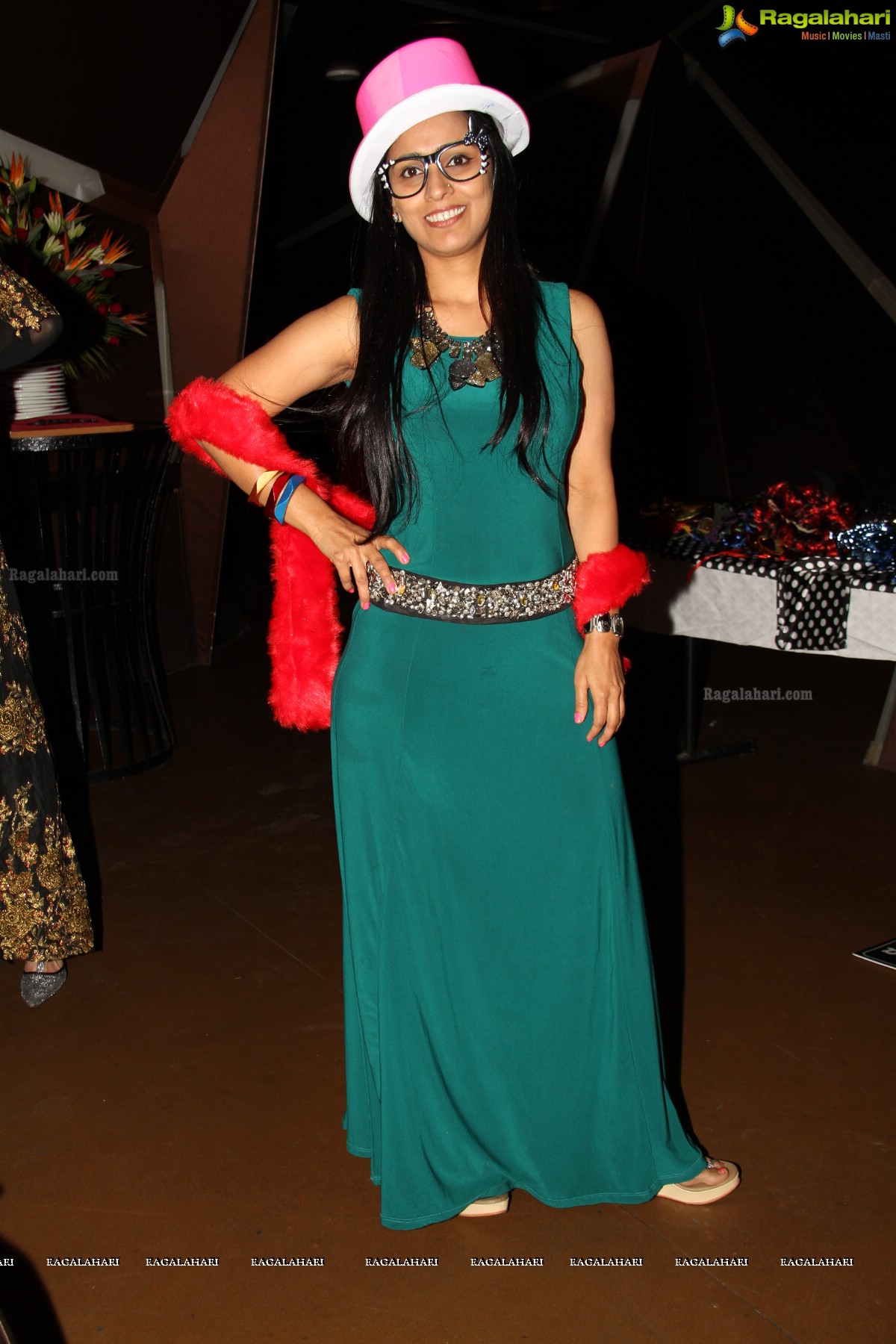 Jiyo Jindagi Gown Party