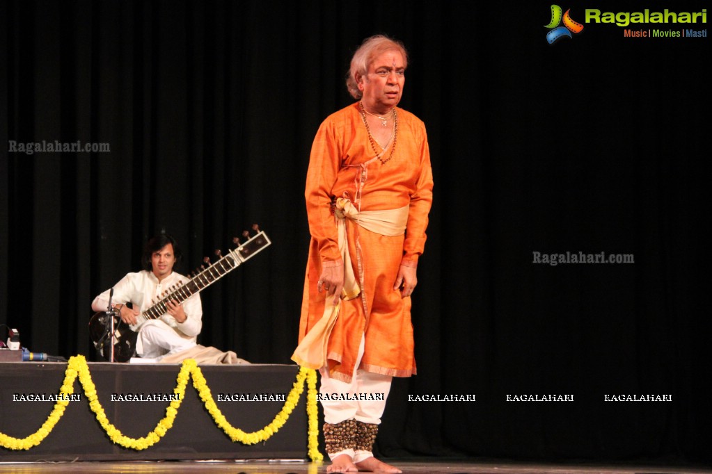 Dance Perfomance by Pandit Birju Maharaj