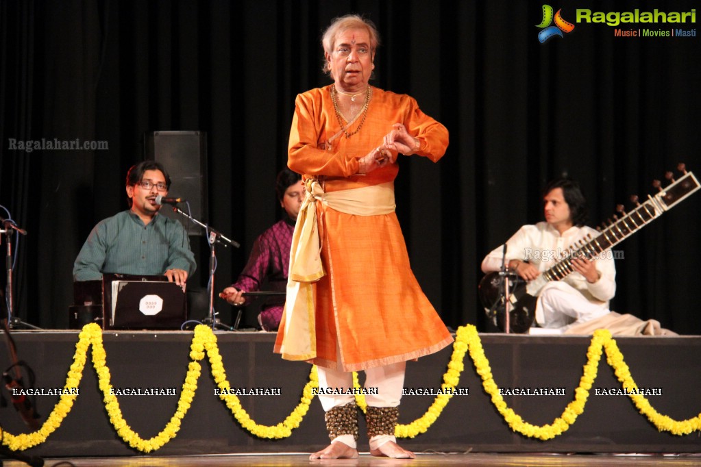 Dance Perfomance by Pandit Birju Maharaj