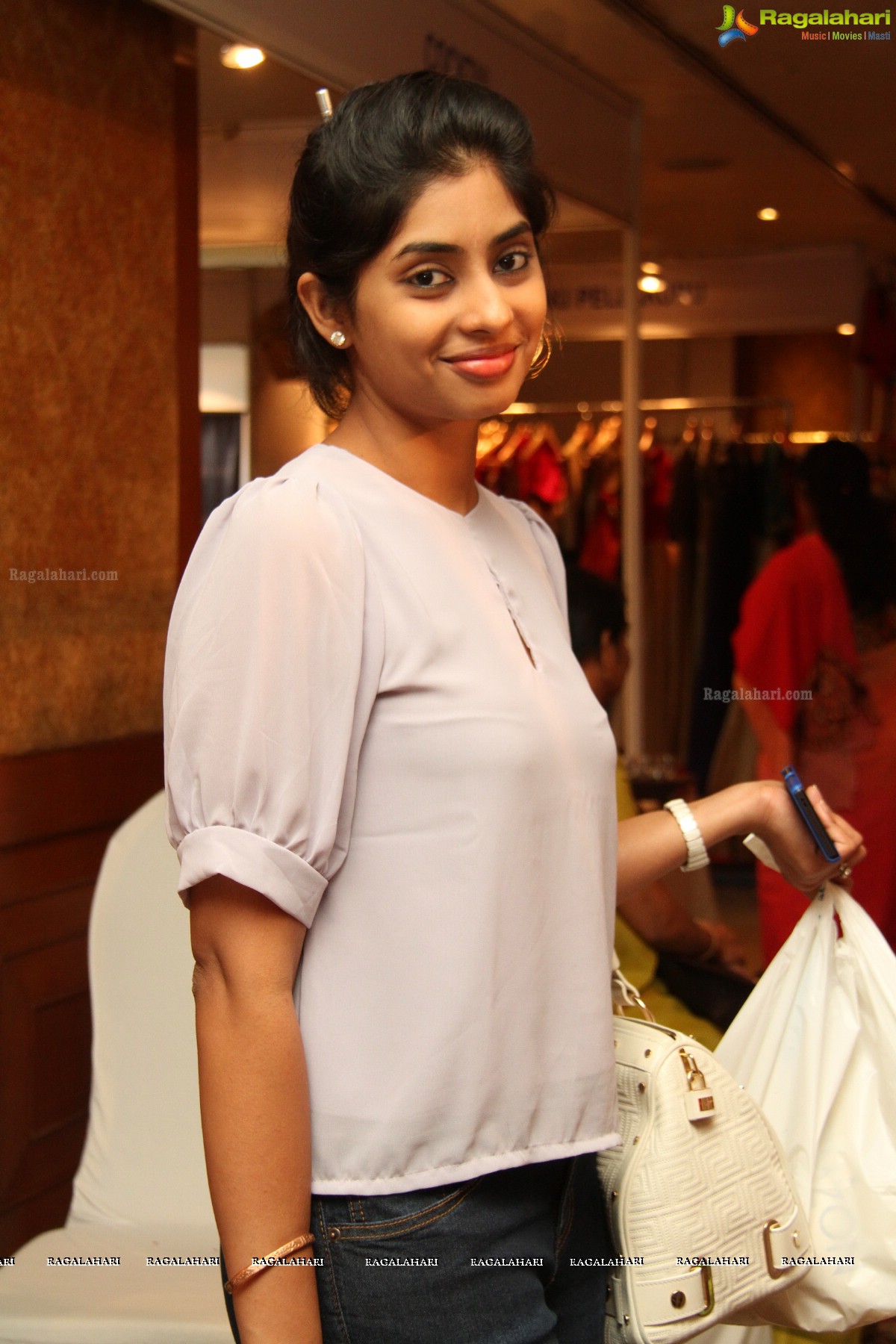 Petals Exhibition and Sale at Taj Krishna (Jan. 2015)