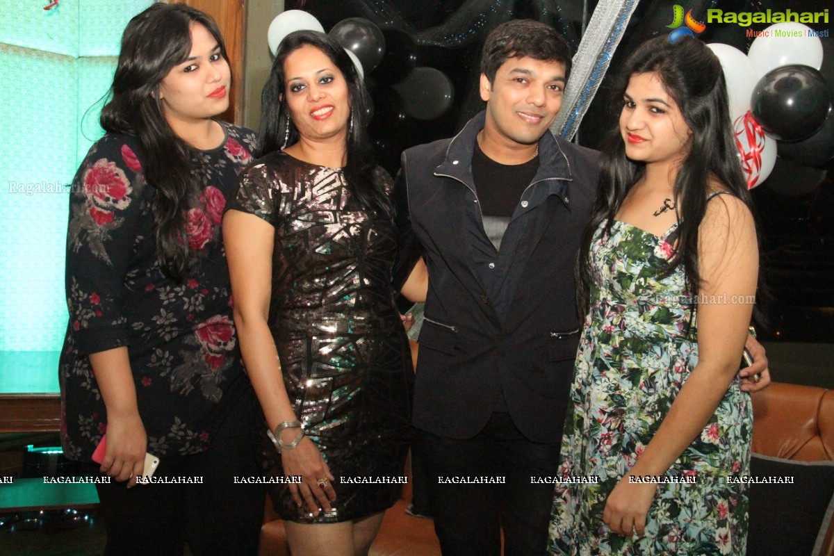 Ritesh Agarwal Birthday Bash 2015