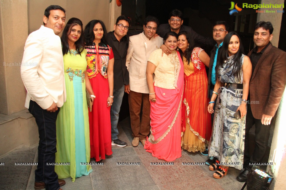 Sashi Nahata-Alok's 25th Wedding Anniversary