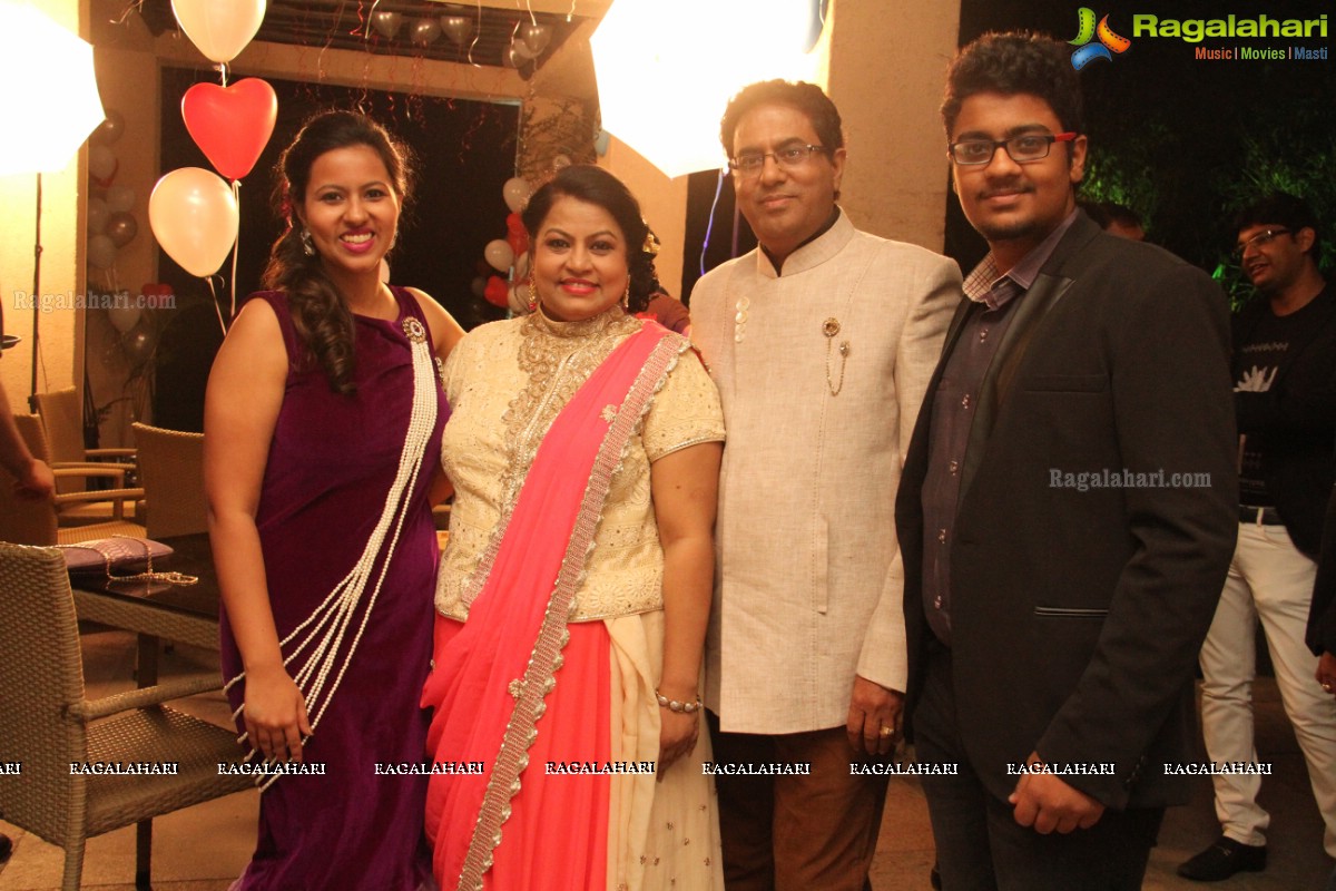 Sashi Nahata-Alok's 25th Wedding Anniversary