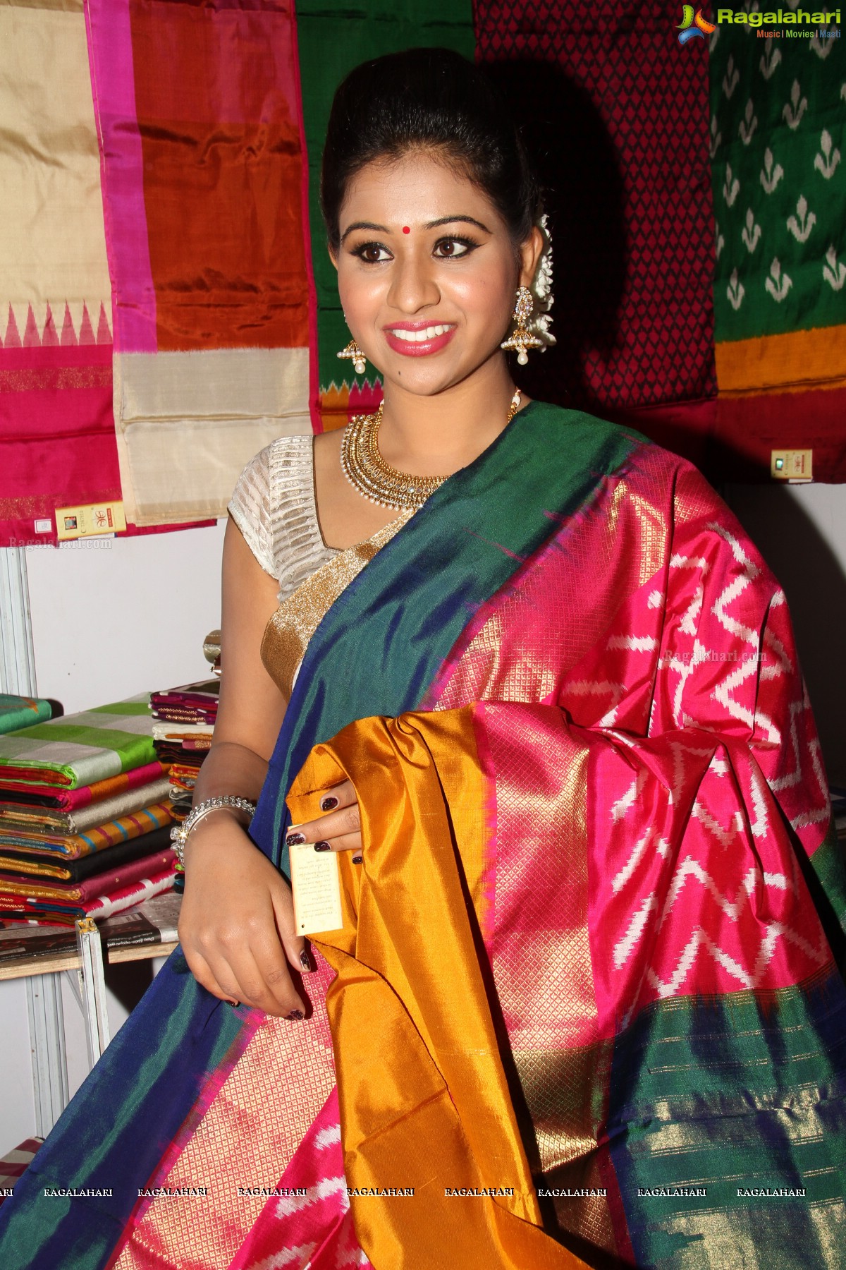 Manali Rathod launches Silk India Expo in Hyderabad