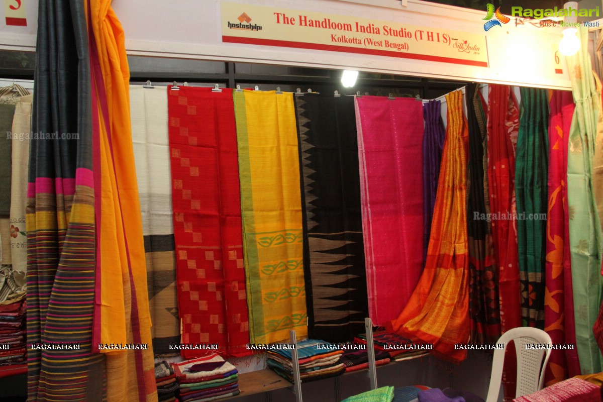Manali Rathod launches Silk India Expo in Hyderabad