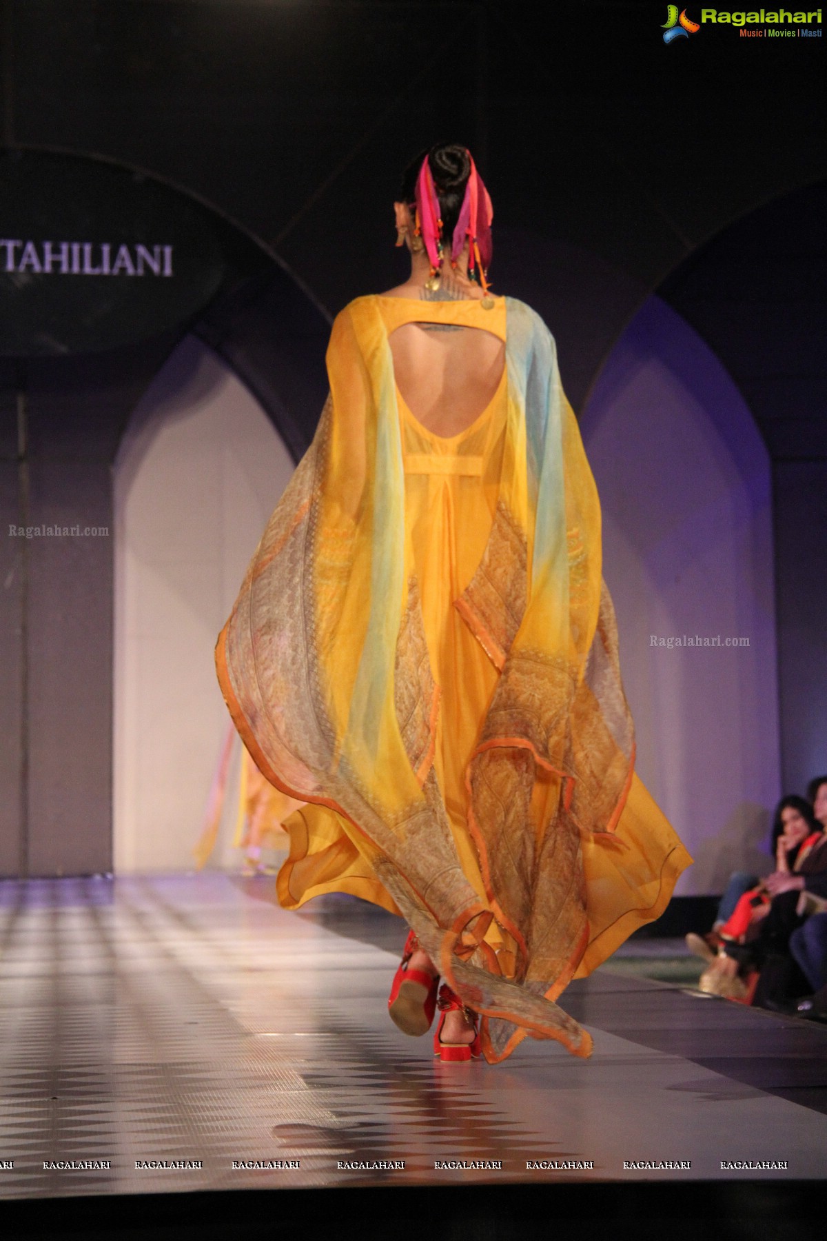 Tarun Tahiliani's Specially Curated Fashion Show 2015