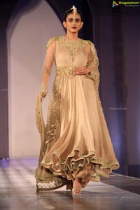 Tarun Tahiliani