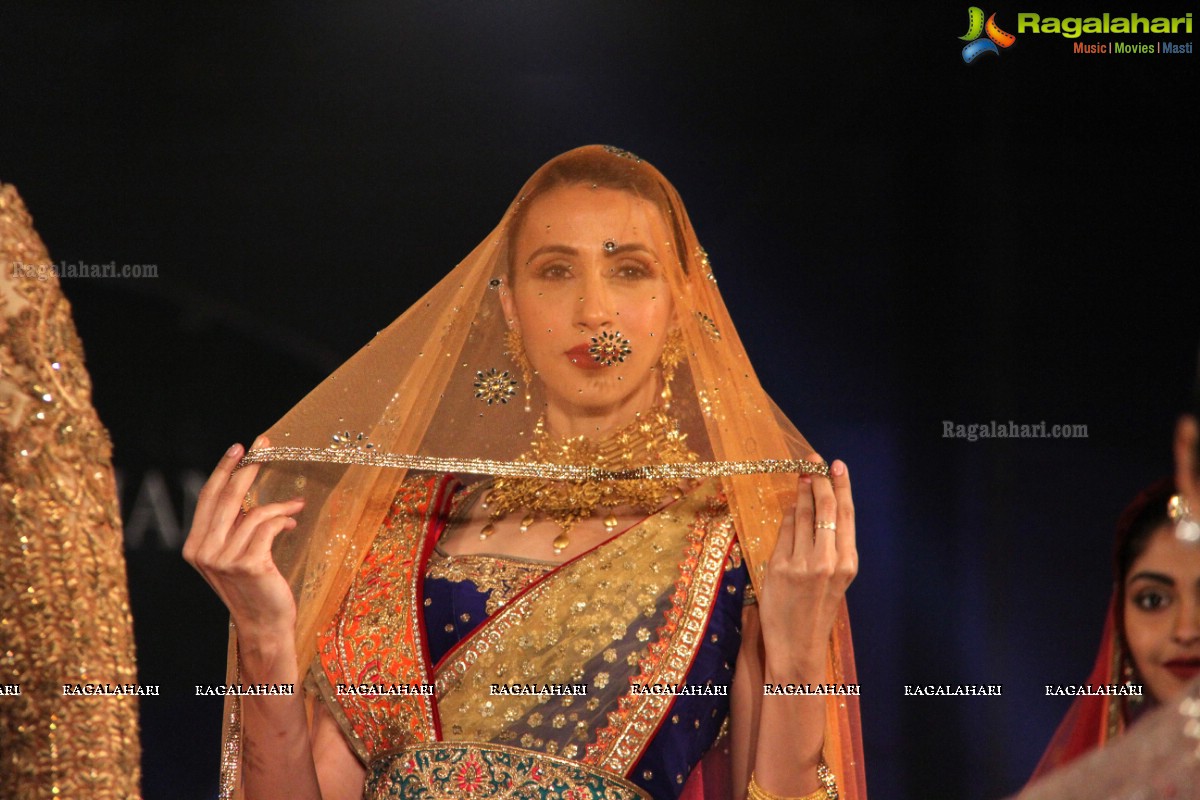 Tarun Tahiliani's Specially Curated Fashion Show 2015