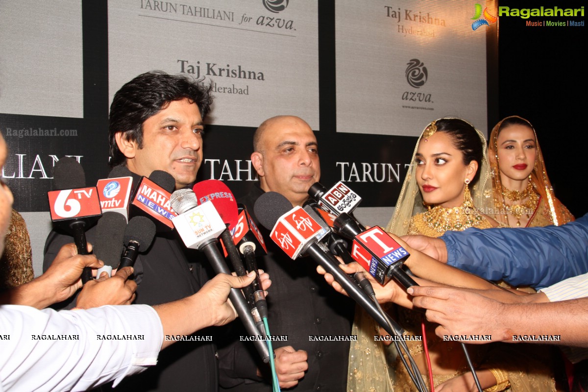 Tarun Tahiliani's Specially Curated Fashion Show 2015