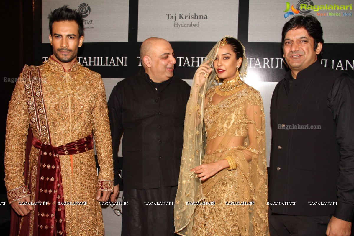 Tarun Tahiliani's Specially Curated Fashion Show 2015