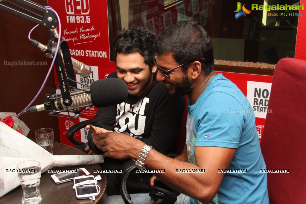 Vishal at 93.5 Red FM