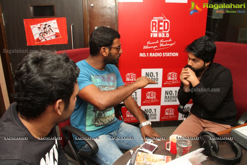 Vishal at 93.5 Red FM