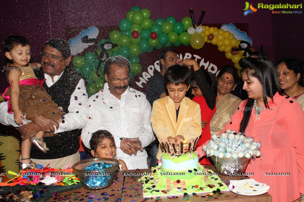 Yuvraj Birthday Celebrations 2015