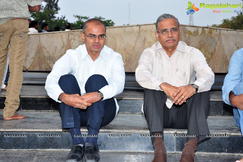 Nandamuri Family Members at NTR Ghat