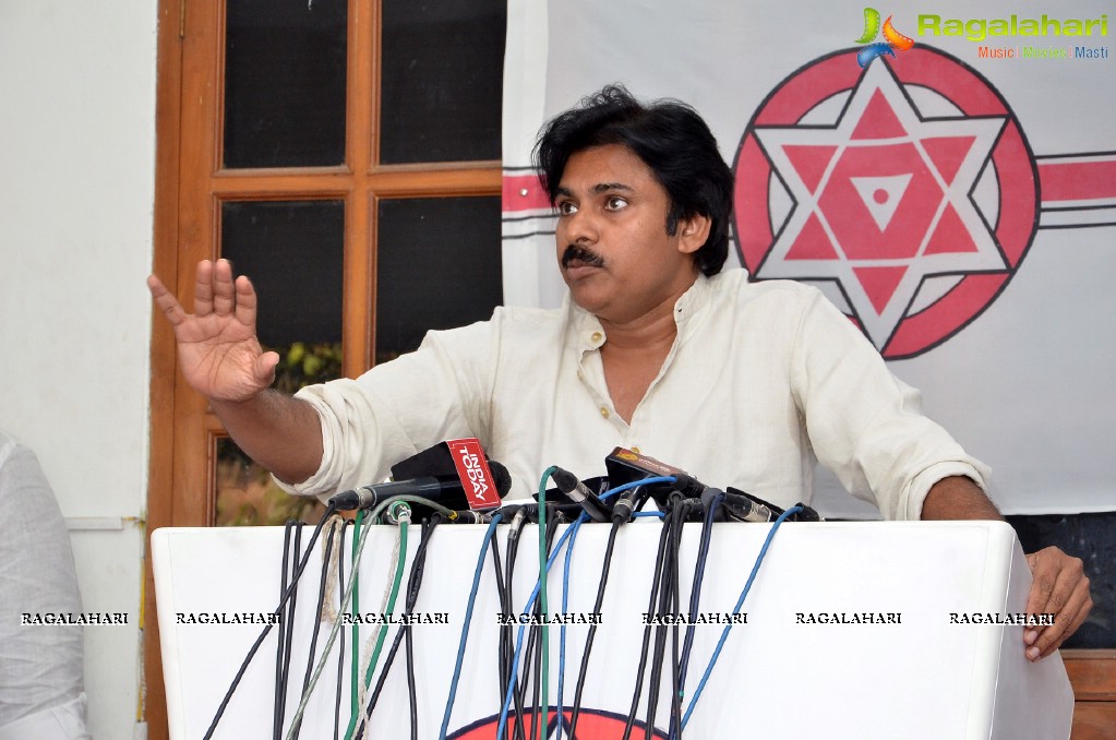 Pawan Kalyan Press Meet on Kapunadu Sabha Incident