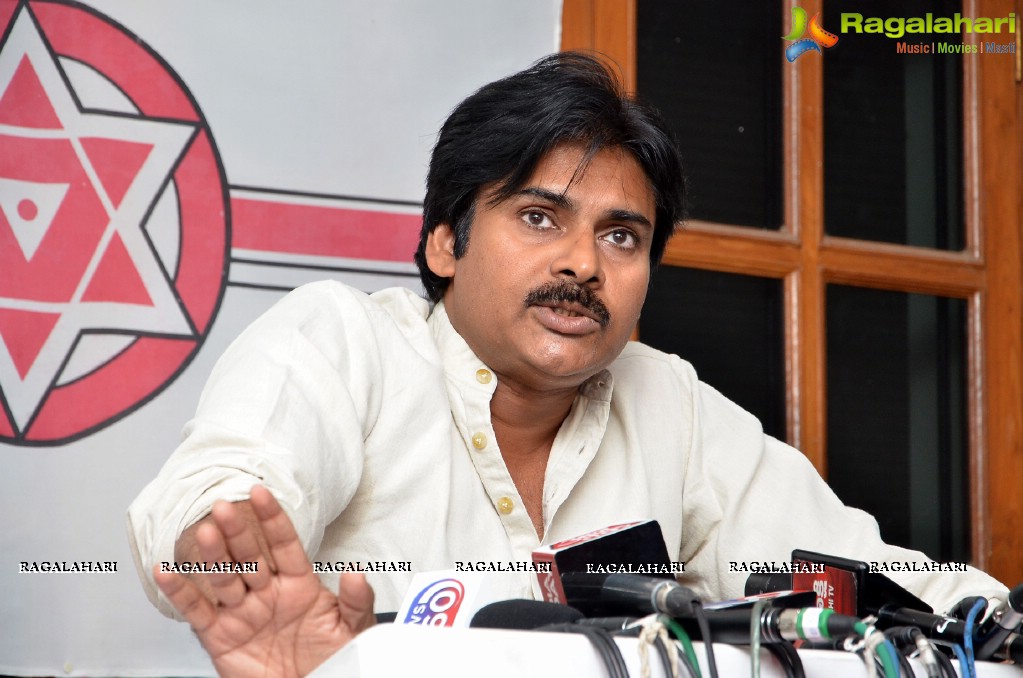 Pawan Kalyan Press Meet on Kapunadu Sabha Incident