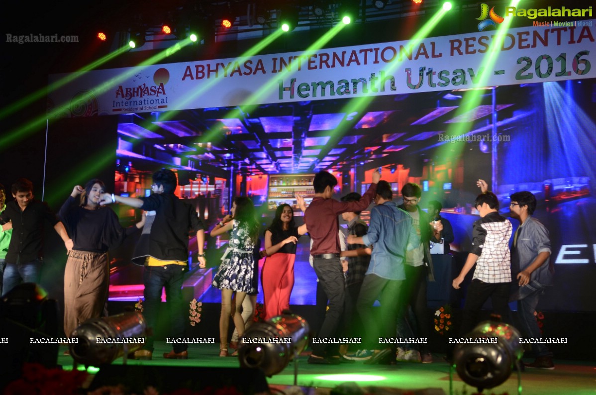 Hemanth Utsav 2015 - A Spectacular Extravaganza by Abhyasa International Residential School at Shilpakala Vedika