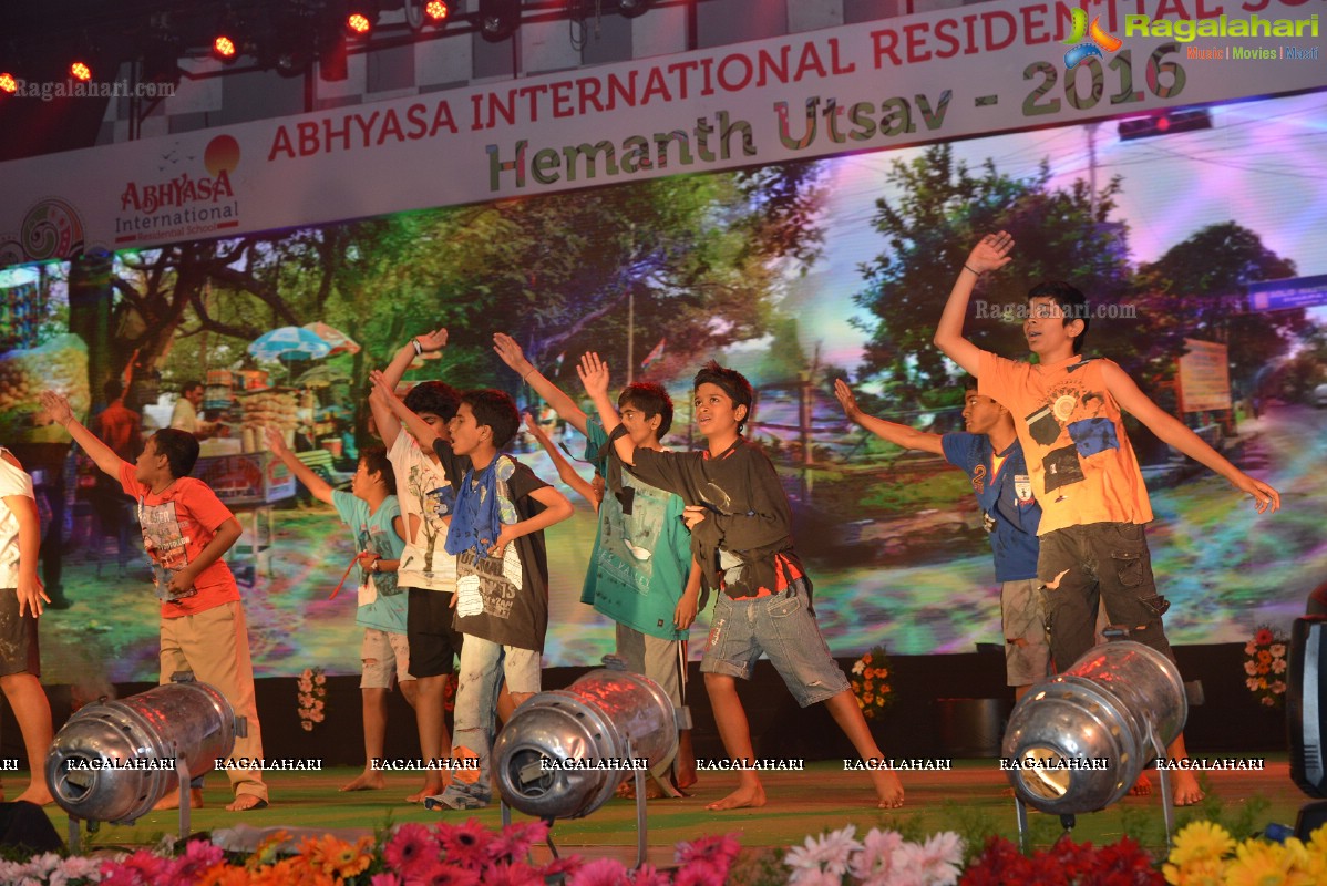 Hemanth Utsav 2015 - A Spectacular Extravaganza by Abhyasa International Residential School at Shilpakala Vedika