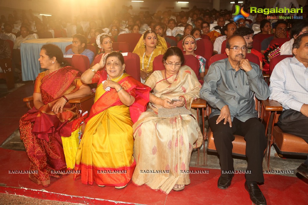 Allu Ramalingaiah National Award Puraskar Presentation