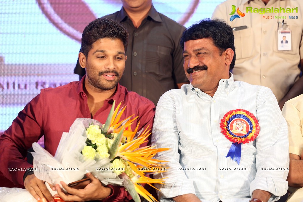 Allu Ramalingaiah National Award Puraskar Presentation