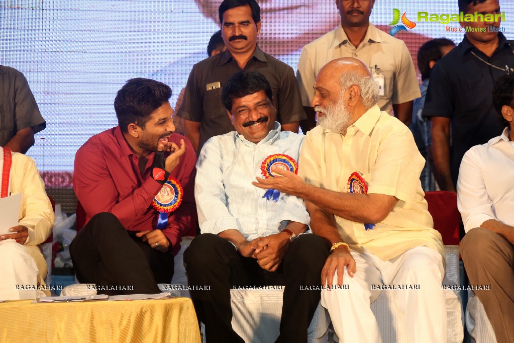 Allu Ramalingaiah National Award Puraskar Presentation