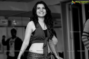 Meher Mallik Belly Dance Photos