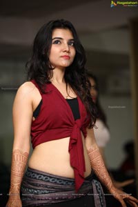 Meher Mallik Belly Dance Photos