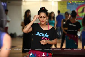 Meher Mallik Belly Dance Photos