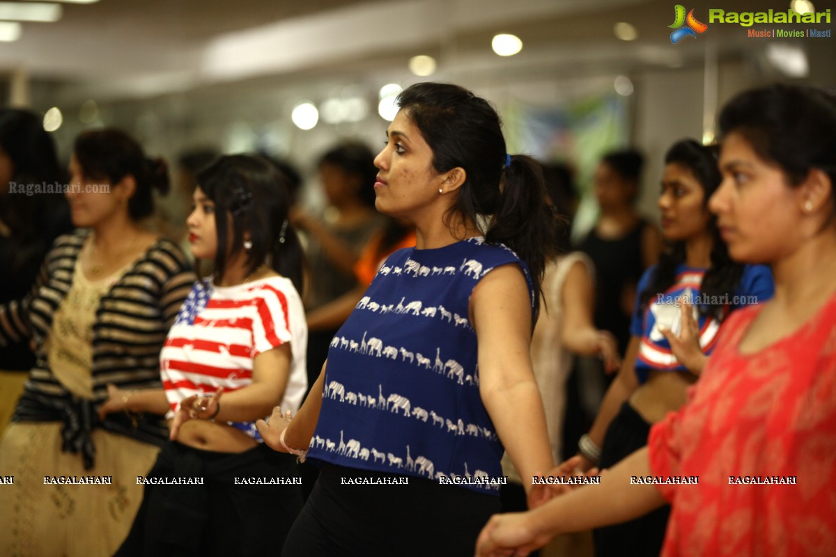 Belly Dance with Meher Malik in Hyderabad (Day 2)