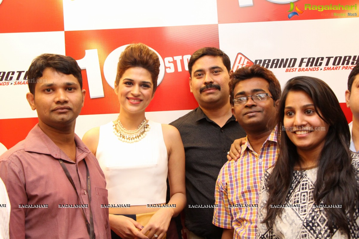 Shraddha Das launches Brand Factory 10th Store in Hyderabad