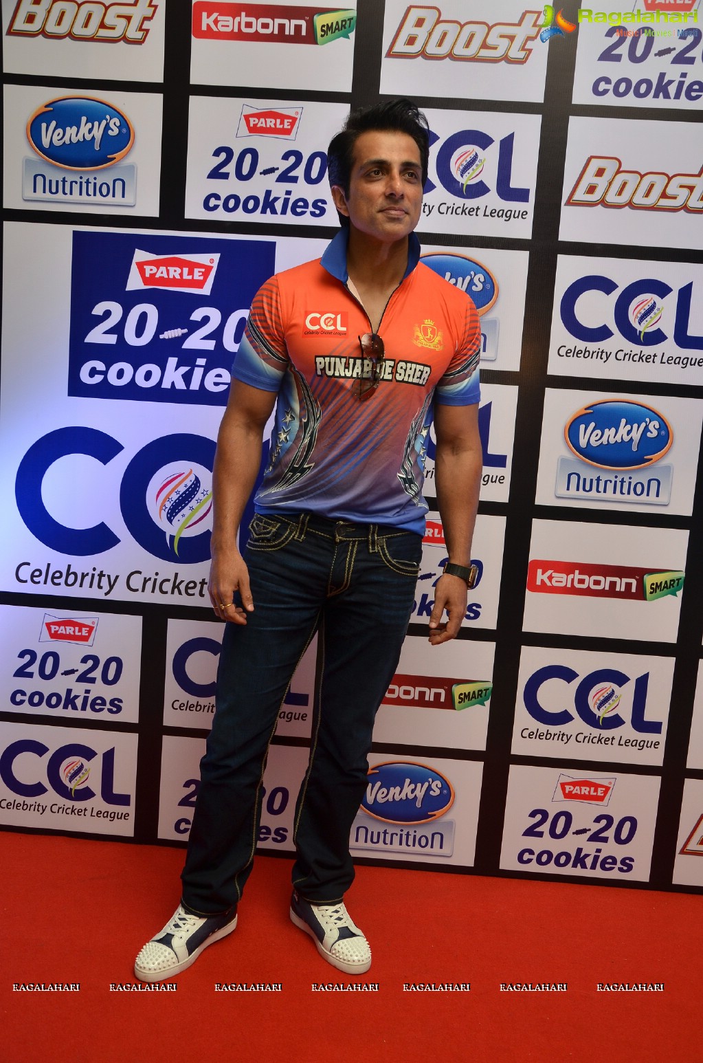 Celebrity Cricket League 6 Press Meet, Mumbai