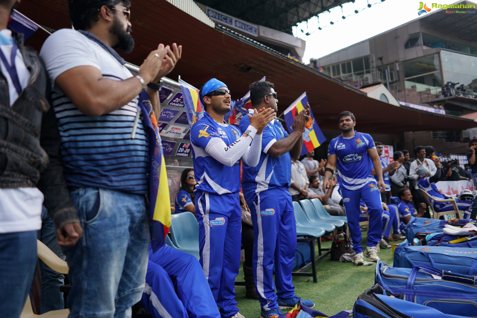 CCL 6 - Karnataka Bulldozers Vs Chennai Rhinos