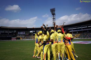 CCL 6 Karnataka Bulldozers Chennai Rhinos