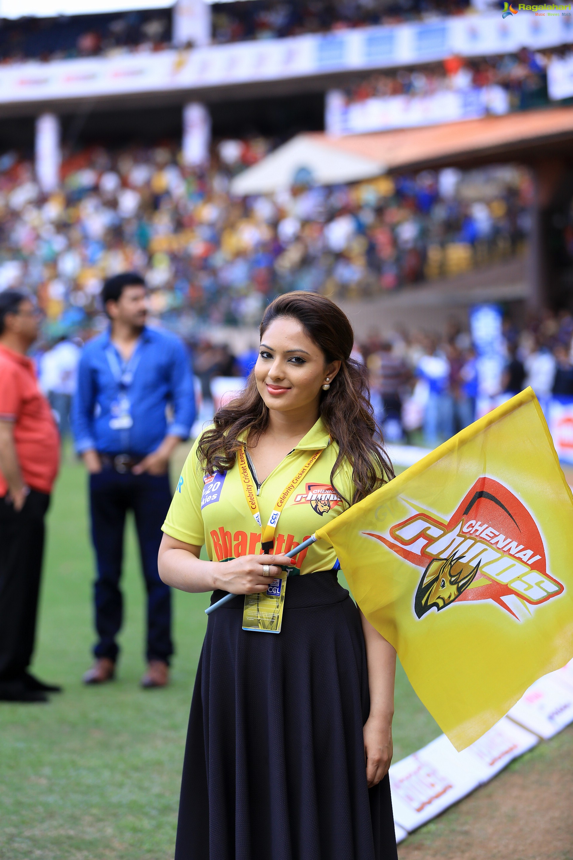 CCL 6 - Karnataka Bulldozers Vs Chennai Rhinos