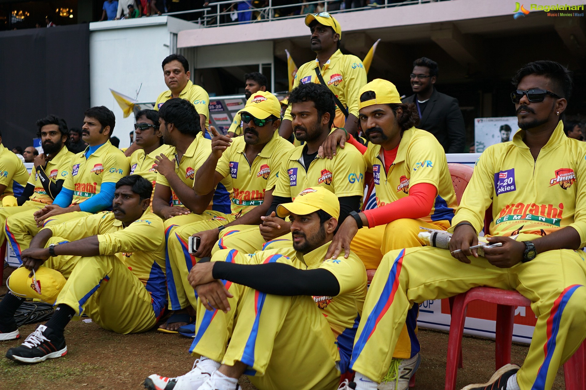 CCL 6 - Karnataka Bulldozers Vs Chennai Rhinos