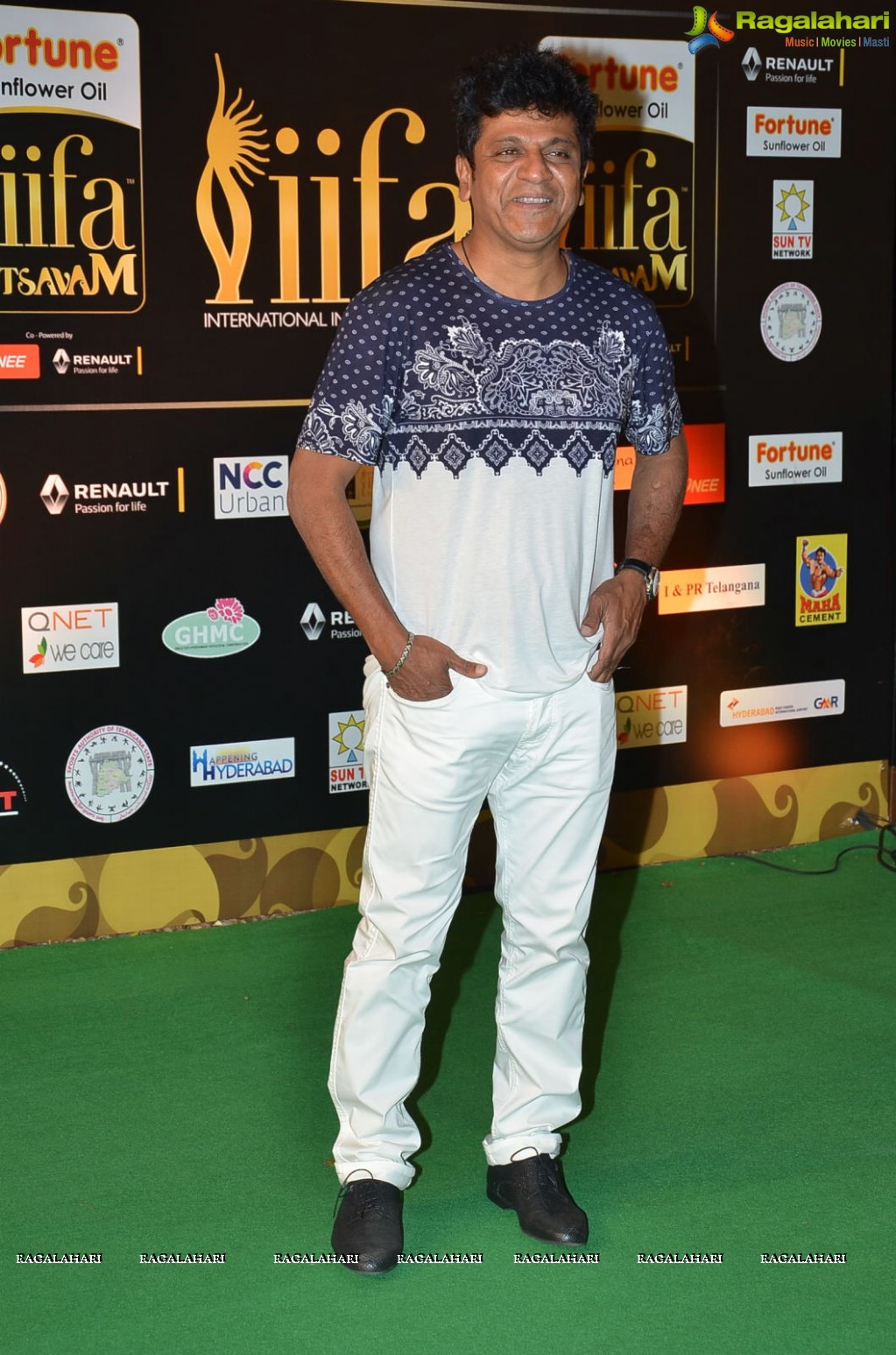 Celebs at International Indian Film Academy (IIFA) 2016, Hyderabad (Set 1)