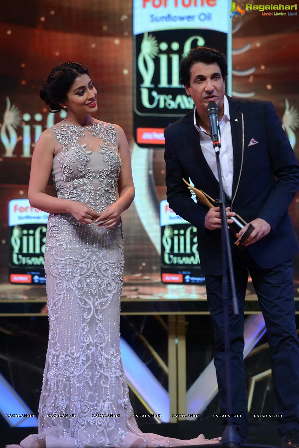 Celebs Performance at IIFA Utsavam 2016