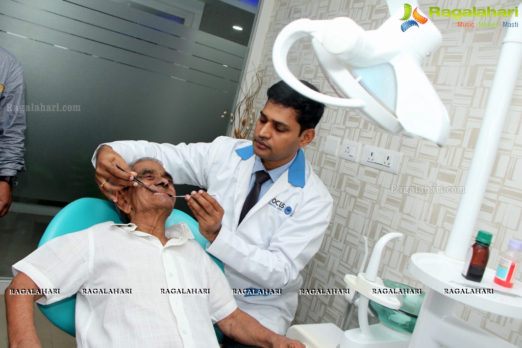 Hyderabad Dental Surgeon Dr. Ajay Krishna Press Meet