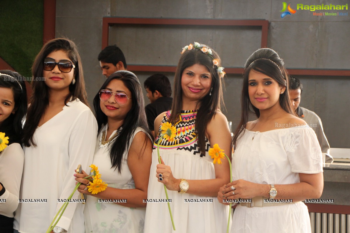 Femmis Women in White Event