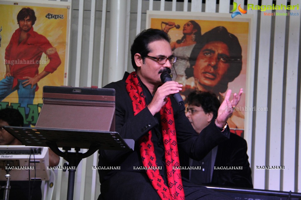 Bachchanalia - Amitabh at The Gallery Cafe - Dr. Mahesh Joshi Performance