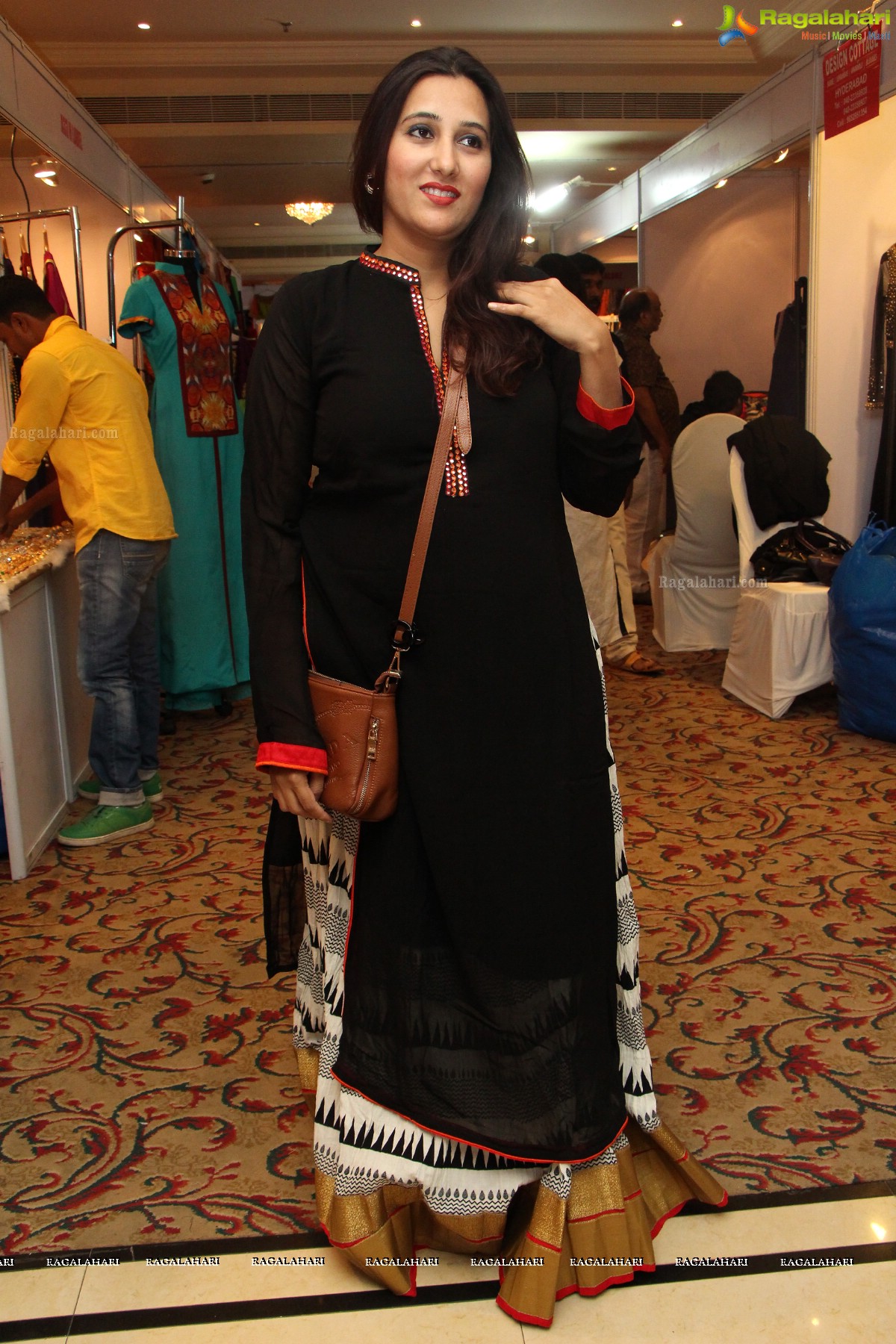 Sashi Nahata's Glitz and Glam Exhibition and Sale (Jan. 2016) at Taj Krishna