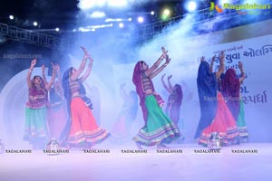 Biggest Dandiya Garba Dance