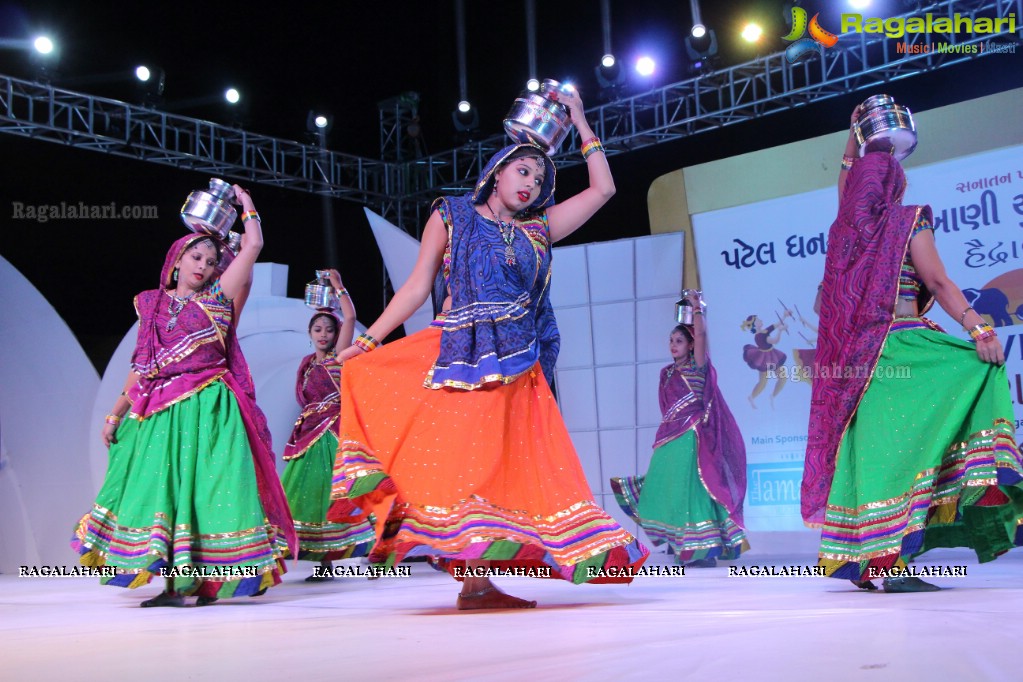 Biggest Dandiya/Garba Competition at Yuva Olympiad 2016