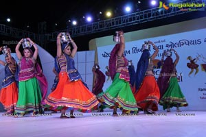 Biggest Dandiya Garba Dance