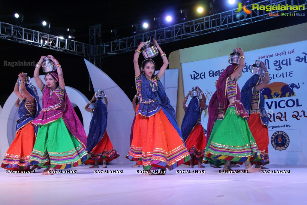 Biggest Dandiya/Garba Competition at Yuva Olympiad 2016