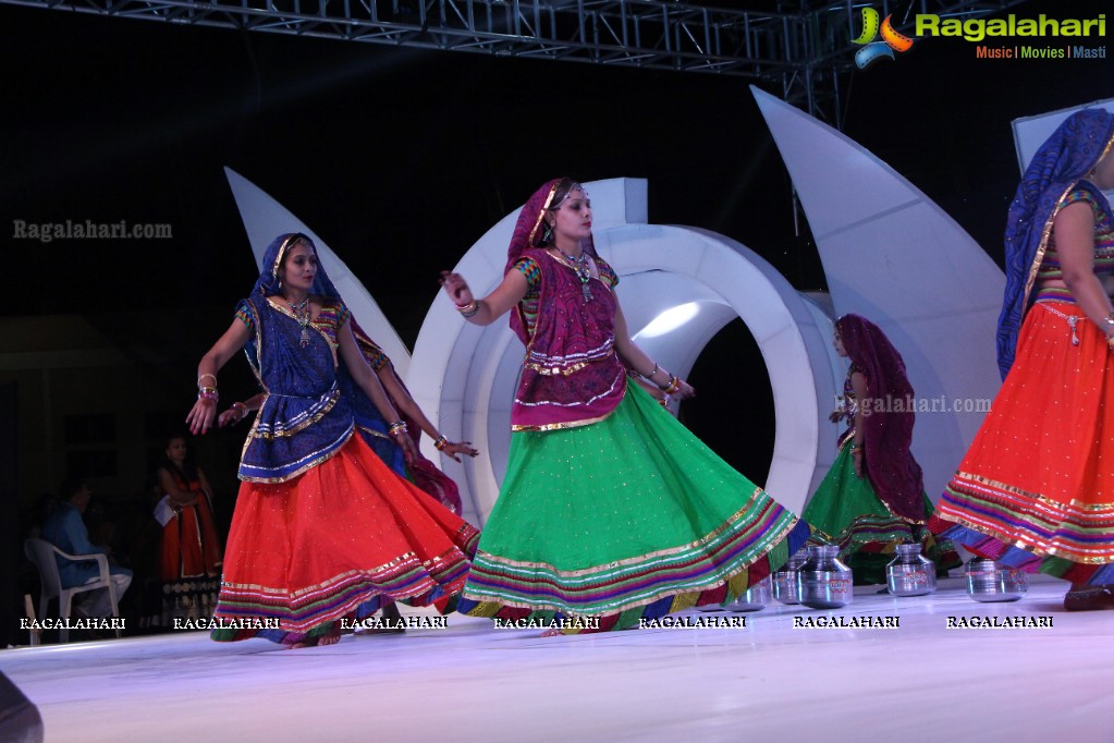 Biggest Dandiya/Garba Competition at Yuva Olympiad 2016